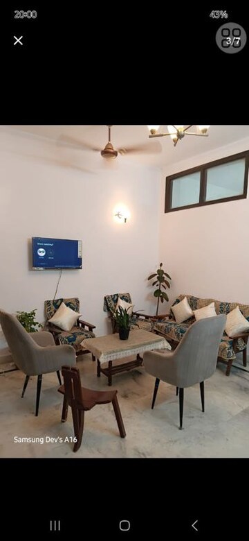 Living Room in 3 BHK Apartment at East Of Kailash – for Rent