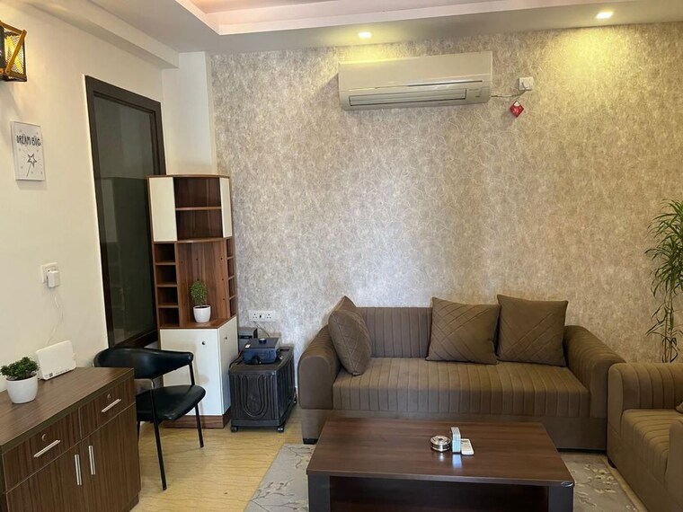 Living Room, sector 39 3 Bedroom 2548 Sq.Ft. Builder Floor In Sector 39 Gurgaon 9910903