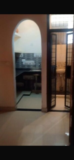 Room in 1 BHK Independent House at Beta Ii Greater Noida – for Rent