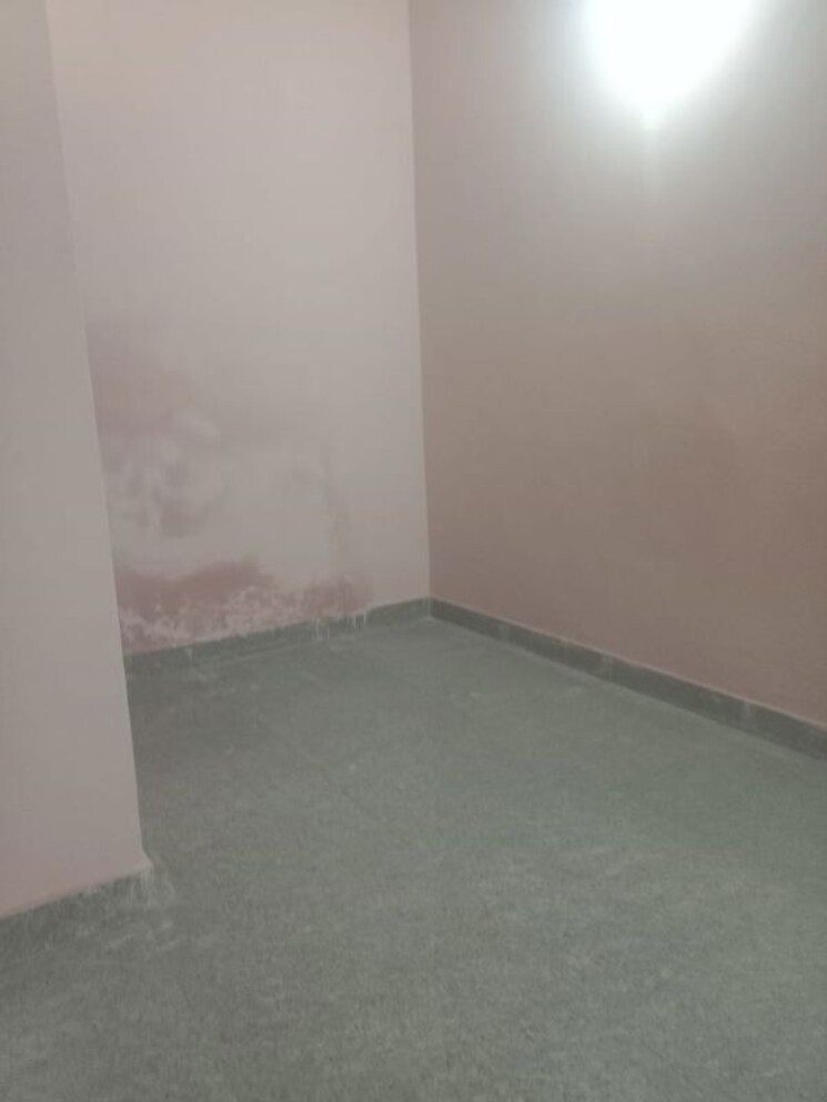 Room, neb sarai 2 Bedroom 850 Sq.Ft. Builder Floor In Neb Sarai Delhi 9910910