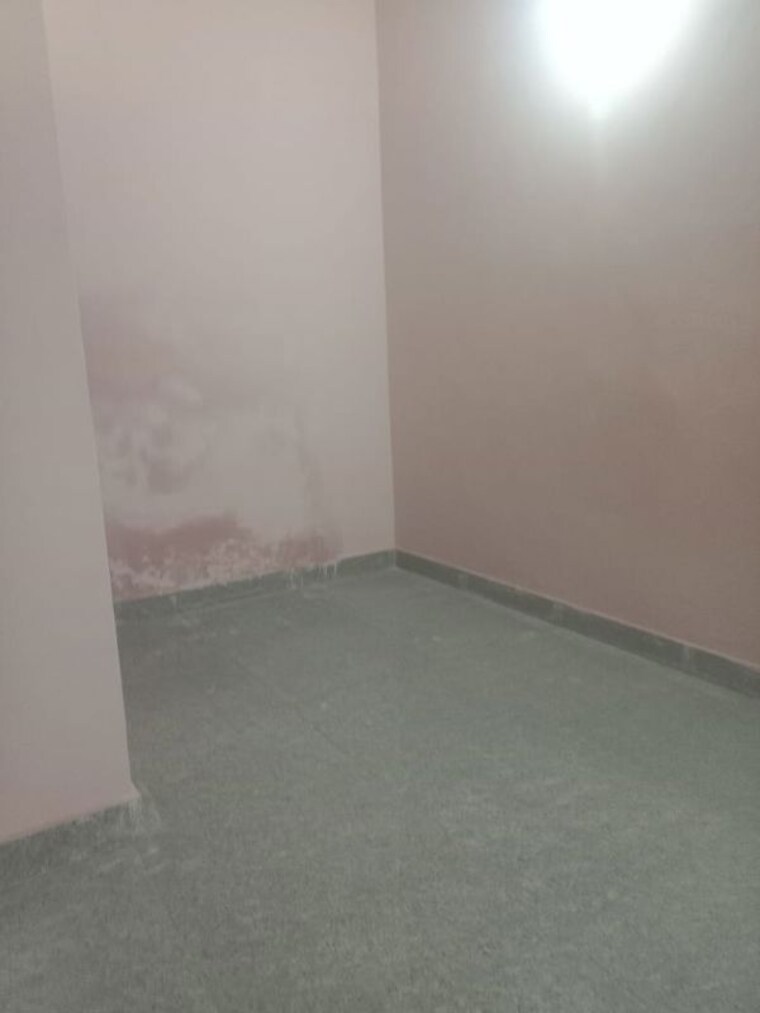 Room, neb sarai 2 Bedroom 850 Sq.Ft. Builder Floor In Neb Sarai Delhi 9910910