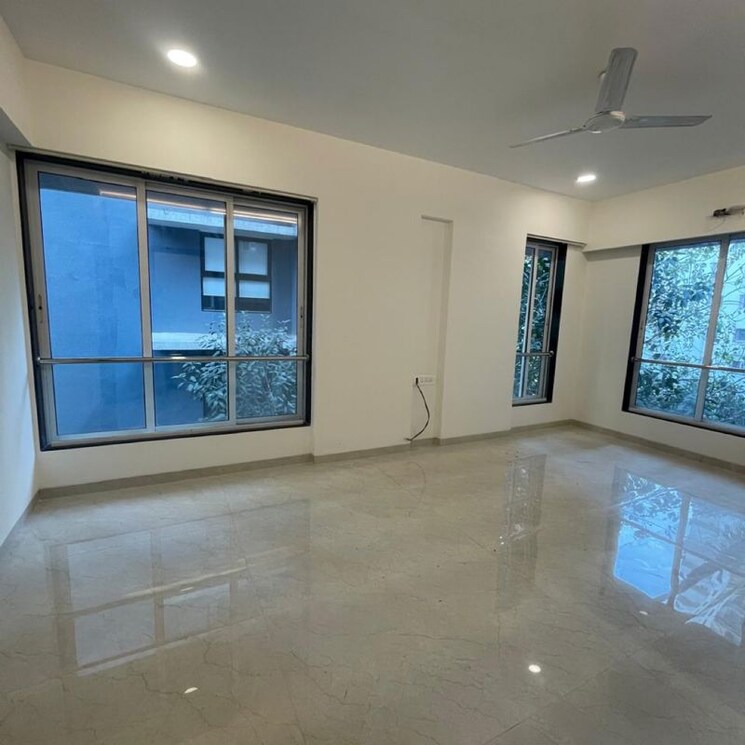 Room, bandra west 3 Bedroom 1100 Sq.Ft. Apartment In Bandra West Mumbai 9910917