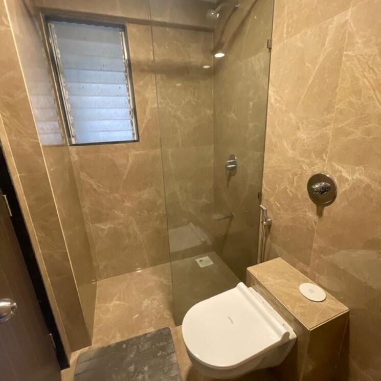 Bathroom, bandra west 3 Bedroom 1100 Sq.Ft. Apartment In Bandra West Mumbai 9910917