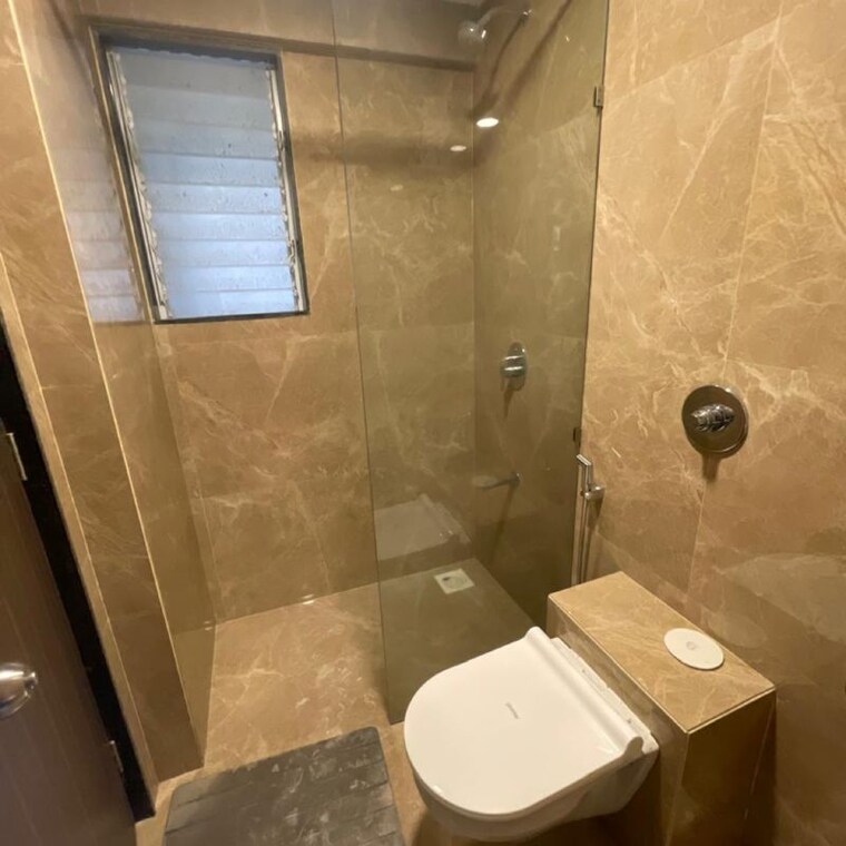 Bathroom, bandra west 3 Bedroom 1100 Sq.Ft. Apartment In Bandra West Mumbai 9910917