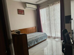 Bedroom in 3 BHK Builder Floor at Ardee City, Sector 52 – for Rent