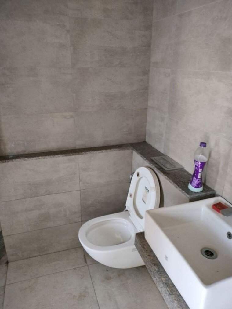 Attached Bathroom, birla-vanya 2 Bedroom 661 Sq.Ft. Apartment In Kalyan West Thane 9910893