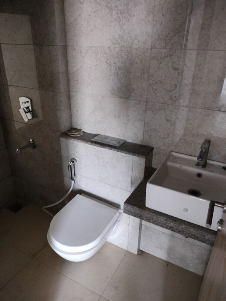 Bathroom, birla-vanya 2 Bedroom 661 Sq.Ft. Apartment In Kalyan West Thane 9910893