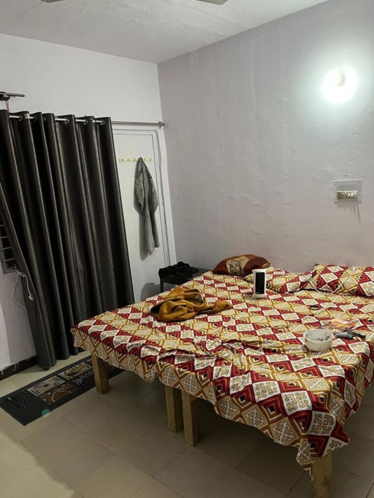Bedroom, sulabh-awas 2 Bedroom 643 Sq.Ft. Apartment In Gomti Nagar Lucknow 9910960
