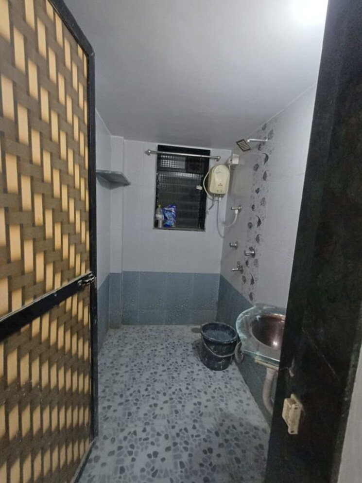 Bathroom, louis wadi 1 Bedroom 450 Sq.Ft. Apartment In Louis Wadi Thane 9910971