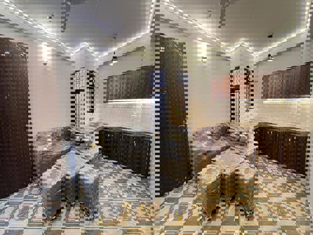 1 BHK Builder Floor For Rent in Saket