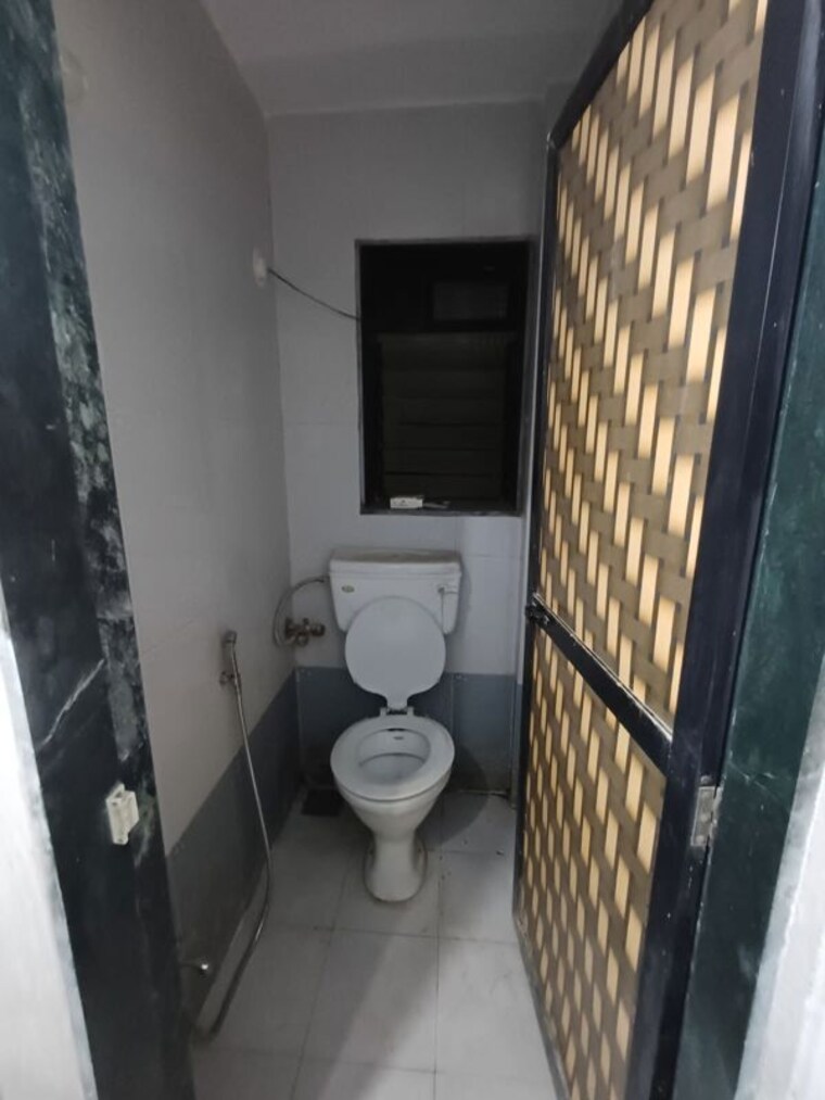 Bathroom, louis wadi 1 Bedroom 450 Sq.Ft. Apartment In Louis Wadi Thane 9910995