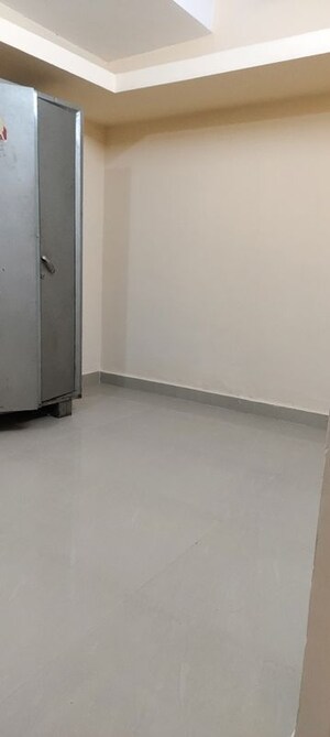Room in 1 BHK Builder Floor at Jeevan Bima Nagar – for Rent