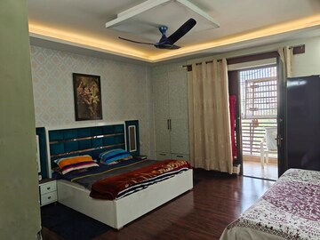 Bedroom in 4 BHK Builder Floor at Green Fields Colony – for Sale