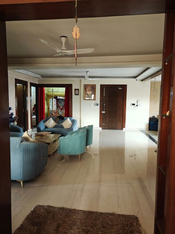 Bedroom, green fields colony 4 Bedroom 3600 Sq.Ft. Builder Floor In Green Fields Colony Faridabad 9910997