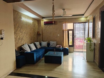 Living Room in 4 BHK Builder Floor at Green Fields Colony – for Sale