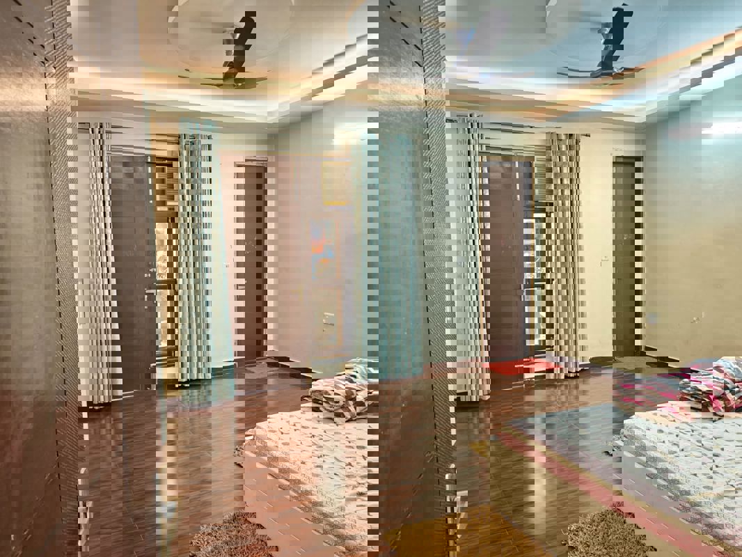 4 BHK + Pooja Room Builder Floor For Sale in Green Fields Colony