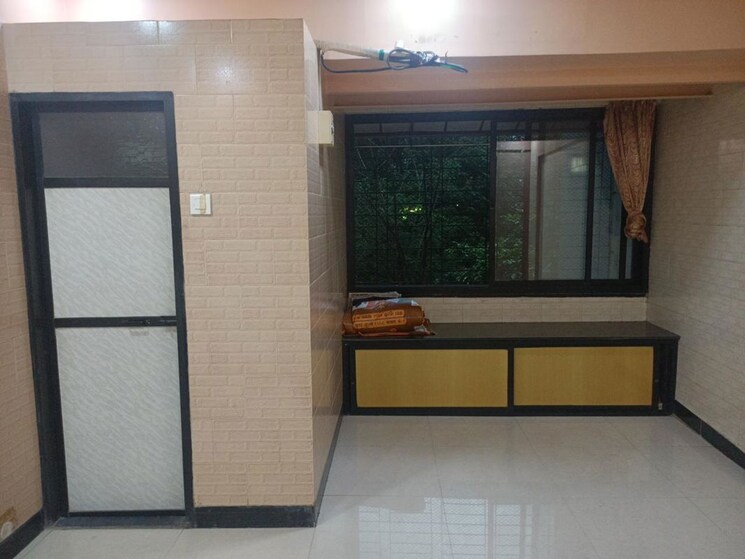 Living Room, vrindavan-society-thane-west 2 Bedroom 700 Sq.Ft. Apartment In Vrindavan Society Thane 9911011