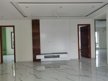 Building Lobby in 3 BHK Apartment at Choice Jubilee 211, Jubilee Hills – for Rent