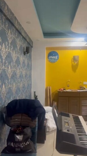 Master Bedroom in 2 BHK Apartment at Supertech Cape Town, Sector 74 – for Rent