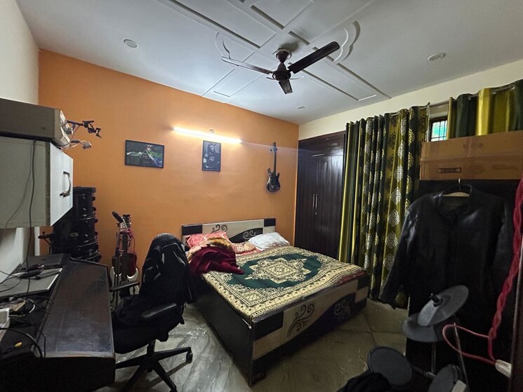 Living Room, green fields colony 3 Bedroom 2450 Sq.Ft. Builder Floor In Green Fields Colony Faridabad 9911043