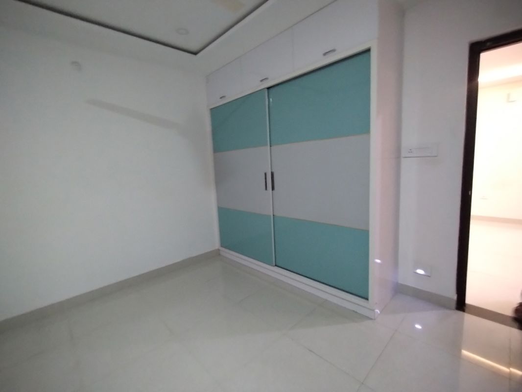 3 BHK + Pooja Room Apartment For Rent in Kokapet