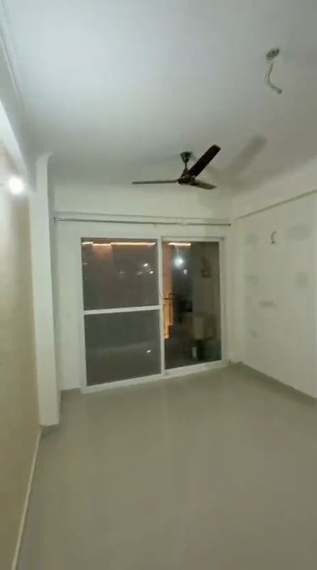 3 BHK Apartment For Rent in Amrapali Crystal Homes