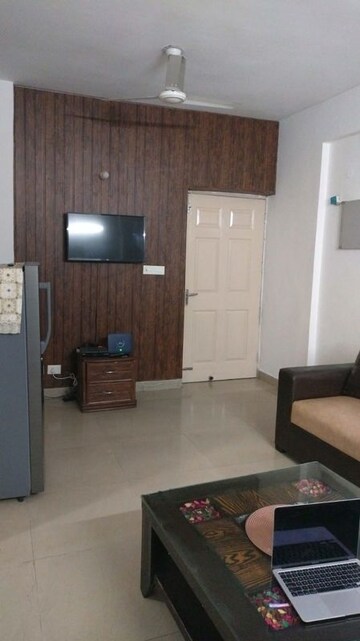 Living Room in 2 BHK Apartment at Supertech Cape Town, Sector 74 – for Rent