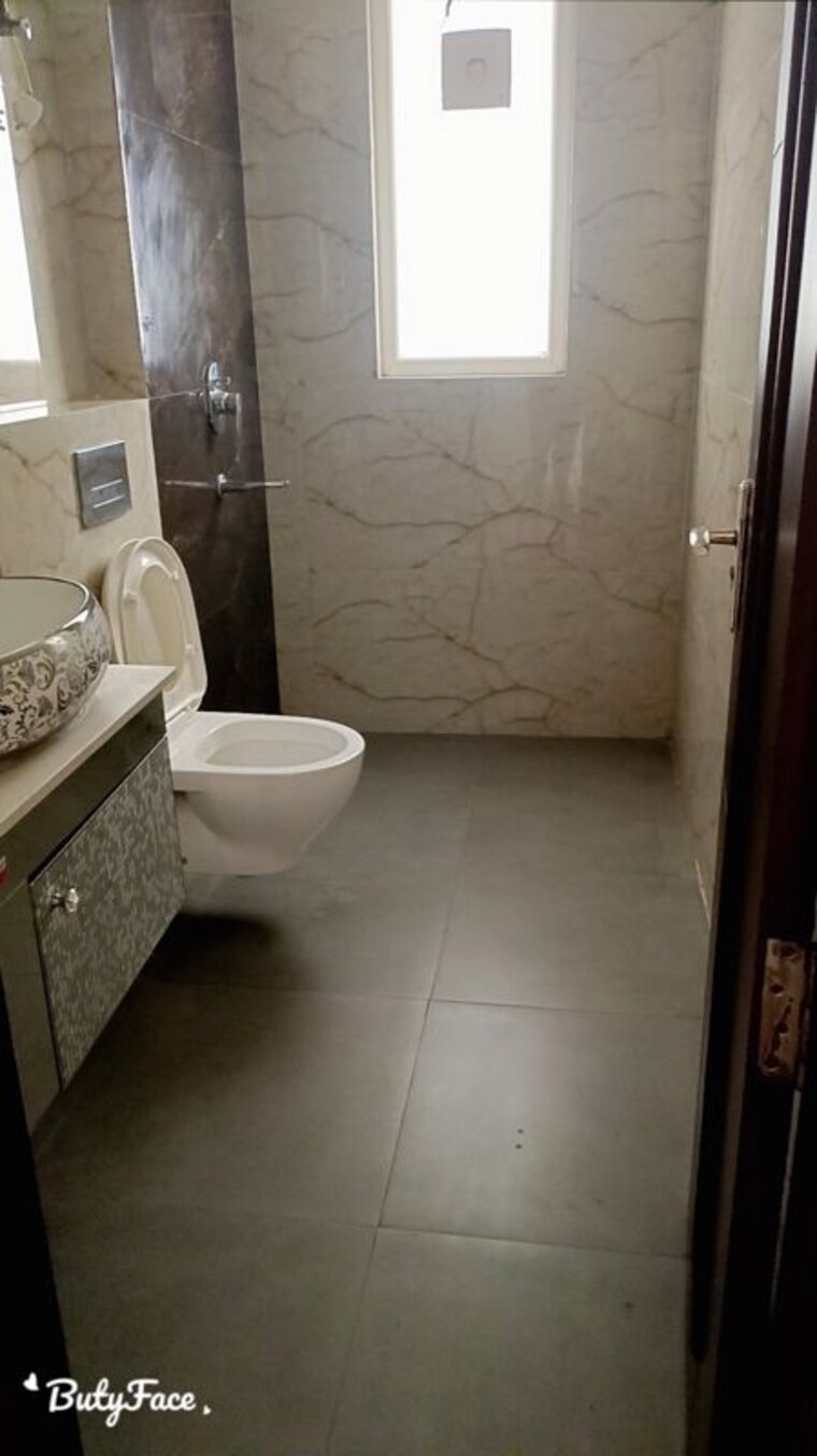 Bathroom, uppal-southend 4 Bedroom 2700 Sq.Ft. Builder Floor In Sector 49 Gurgaon 9911074