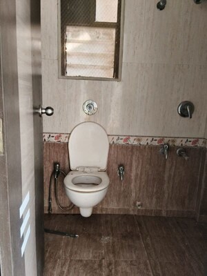 Bathroom in  Pg at Vakola – for Rent