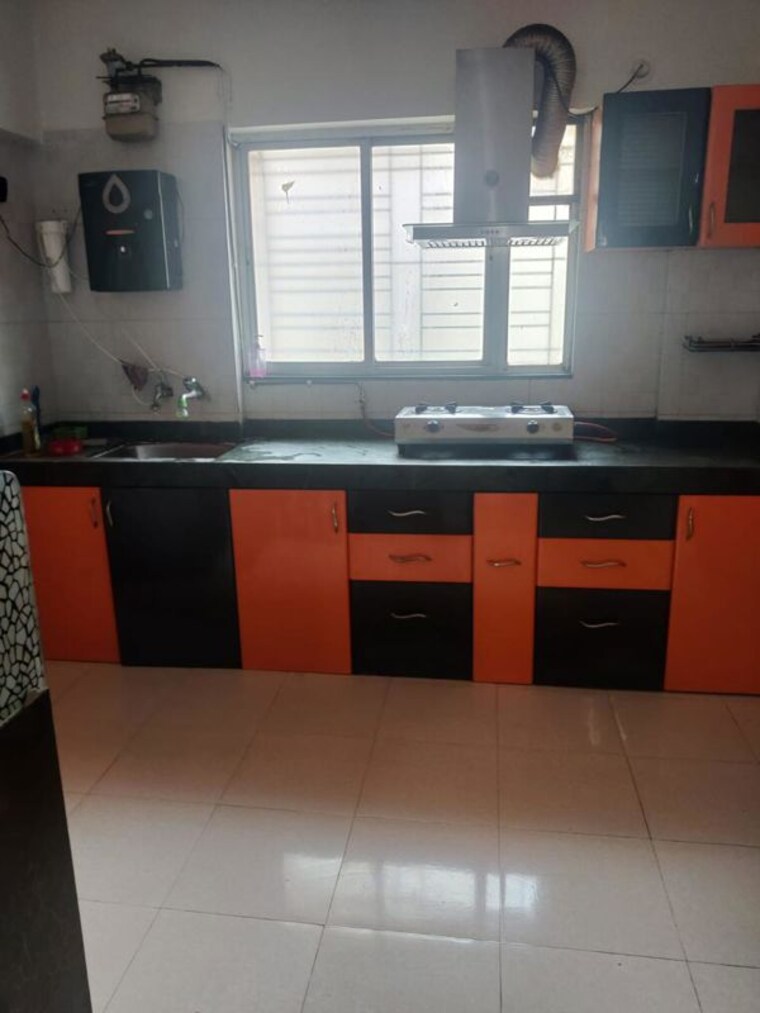 Kitchen, karan-ceto 2 Bedroom 950 Sq.Ft. Apartment In Wadgaon Sheri Pune 9911085