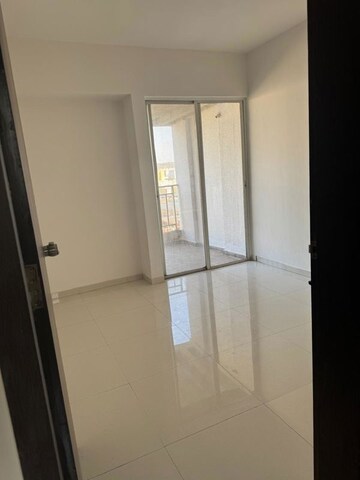 Room in 1 BHK Apartment at Karan Ceto, Wadgaon Sheri – for Rent