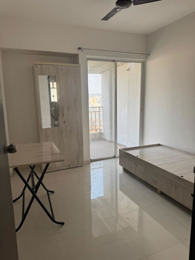 Room, karan-ceto 1 Bedroom 650 Sq.Ft. Apartment In Wadgaon Sheri Pune 9911092