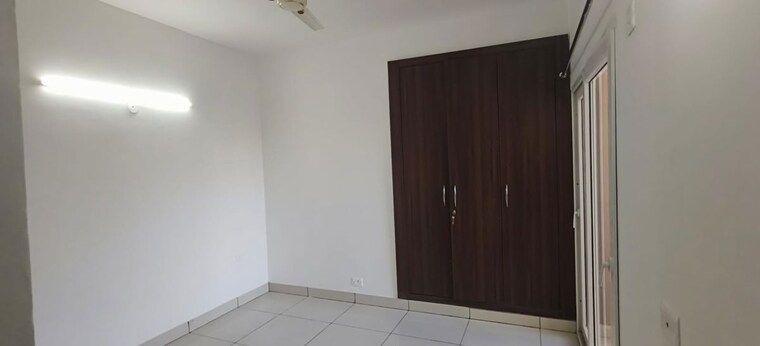 Room, supertech-the-romano 2 Bedroom 1260 Sq.Ft. Apartment In Sector 118 Noida 9911095