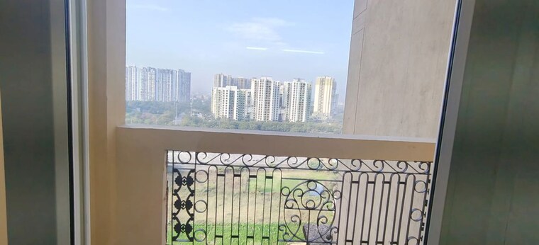 Balcony, supertech-the-romano 2 Bedroom 1260 Sq.Ft. Apartment In Sector 118 Noida 9911095