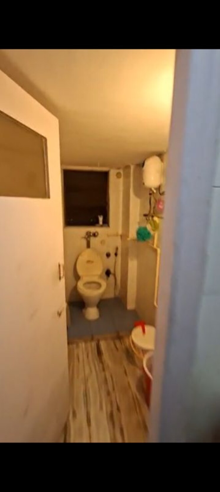 Bathroom, vakola 2 Bedroom 600 Sq.Ft. Apartment In Vakola Mumbai 9911104