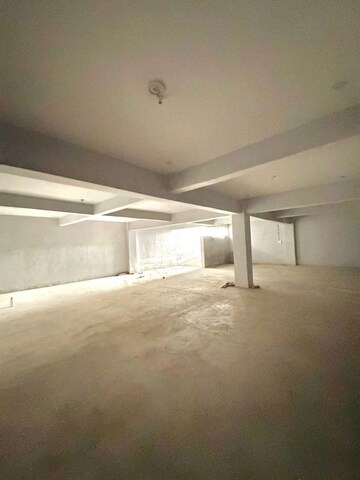 Room in  Office Space at Kamta – for Rent