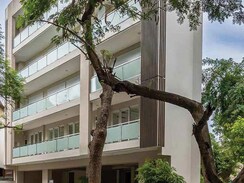 4 BHK + Servant Room,Extra Room Builder Floor For Sale in DLF Independent Floors