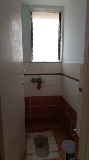  1 BHK Apartment at Dosti Estates, Wadala East – for Rent