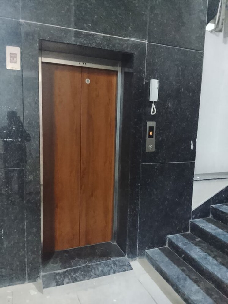 undefined, murali nagar Commercial Office Space 3520 Sq.Ft. In Murali Nagar Vizag 9903786