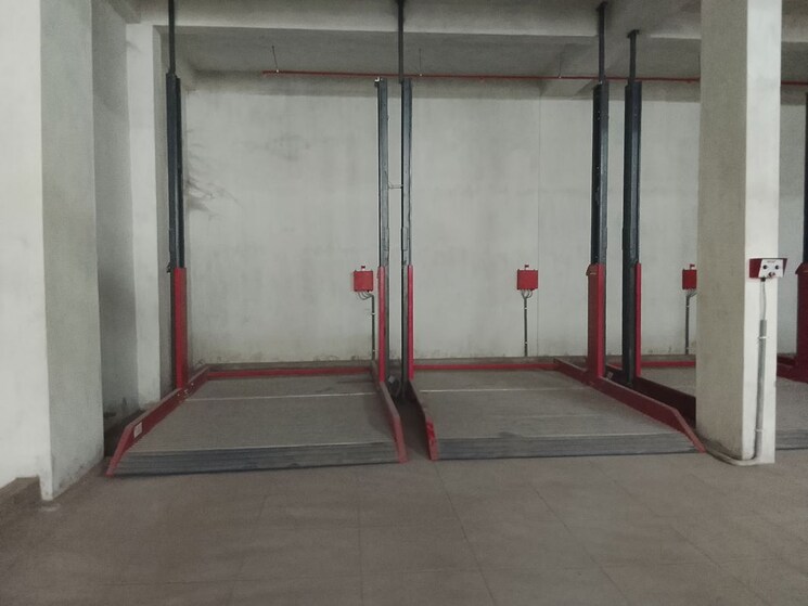 Other, murali nagar Commercial Office Space 3520 Sq.Ft. In Murali Nagar Vizag 9903786