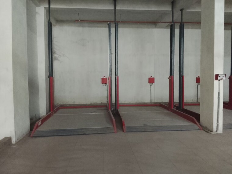 Other, murali nagar Commercial Office Space 3520 Sq.Ft. In Murali Nagar Vizag 9903786