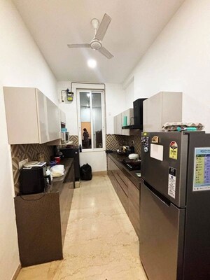 Team Area in 3 BHK Apartment at Platinum Life, Andheri West – for Rent