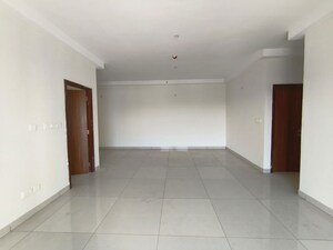 Room in 3.5 BHK Apartment at Avalon Park At The Prestige City, Sarjapur Road – for Sale