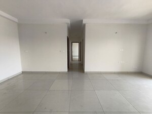 Room in 3.5 BHK Apartment at Avalon Park At The Prestige City, Sarjapur Road – for Sale