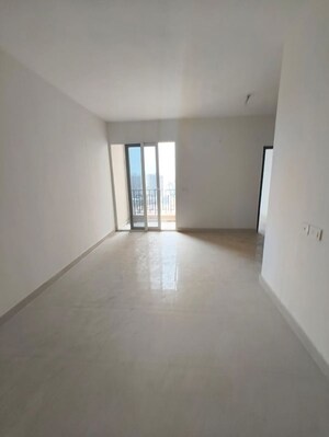 Room in 2 BHK Apartment at Pyramid Elite, Sector 86 – for Rent
