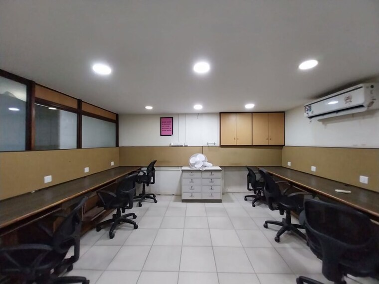 Kitchen, alkapuri Commercial Office Space 4200 Sq.Ft. In Alkapuri Vadodara 9911136