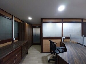 Bedroom in  Office Space at Alkapuri – for Rent