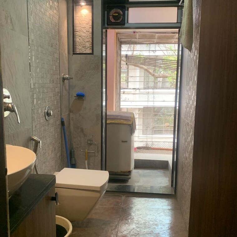 Bathroom, krish-royale 2 Bedroom 780 Sq.Ft. Apartment In Kastur Park Mumbai 9911142