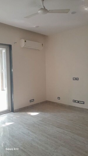 Room in 3 BHK Builder Floor at Kohli One Malibu Town, Sector 47 – for Rent