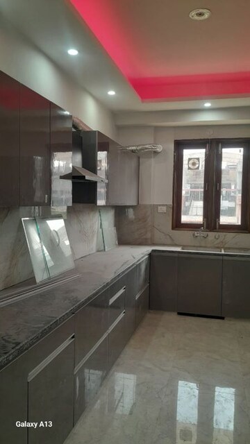 Kitchen in 3 BHK Builder Floor at Kohli One Malibu Town, Sector 47 – for Rent